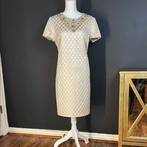 Gorgeous Cream & Metallic Silver Maggy London Cocktail Dress
